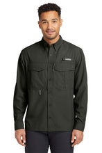 Load image into Gallery viewer, Eddie Bauer Long Sleeve Performance Fishing Shirt
