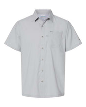Load image into Gallery viewer, Columbia - Slack Tide™ Camp Shirt

